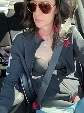 Edens_Promise: онлайн-секс-чат