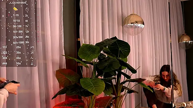 Chat XXX ao vivo de SereyaRose