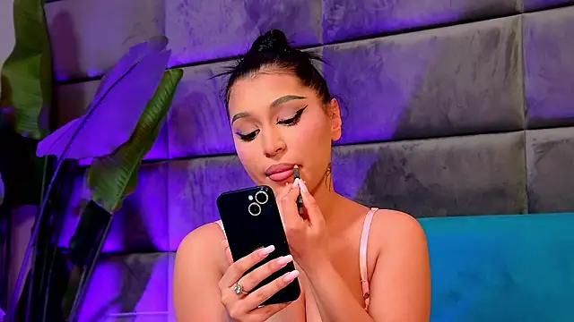 NickyMinnのウェブカメラショー