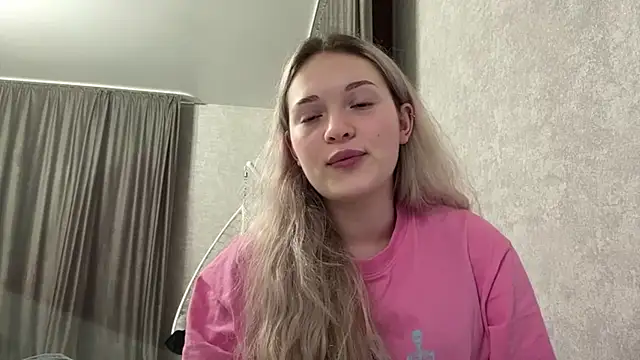 Show de Linaceleste na webcam