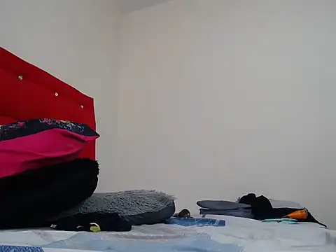 yummyass25 – Naživo XXX chat