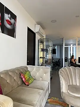 Zoe_Thonsoon_ Adlı Modelin Canlı XXX Sohbeti