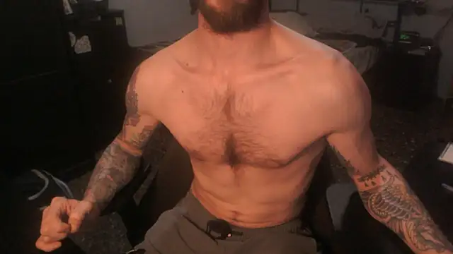 Chat XXX en directo de SexxxyLouis