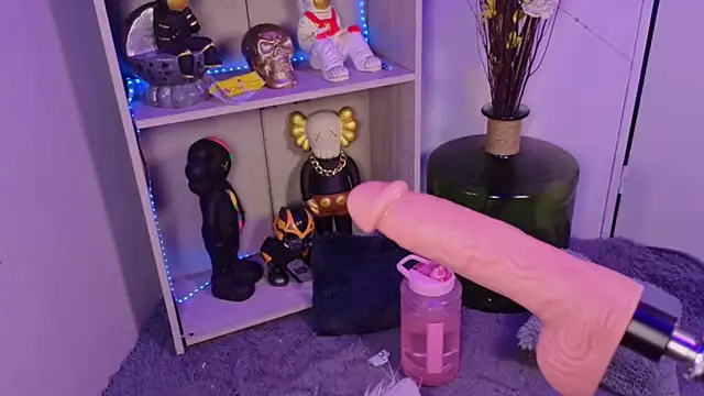 EmilyMiller_のライブXXXチャット