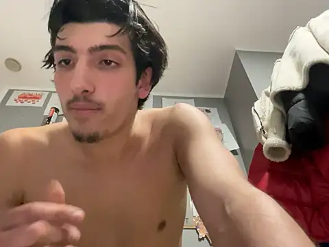 BIGITALIANSTALLI0N webkamerás műsora