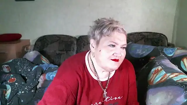 Lana555 现场XXX聊天