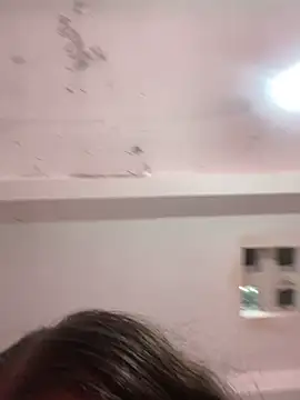 Maya_Manes 现场XXX聊天