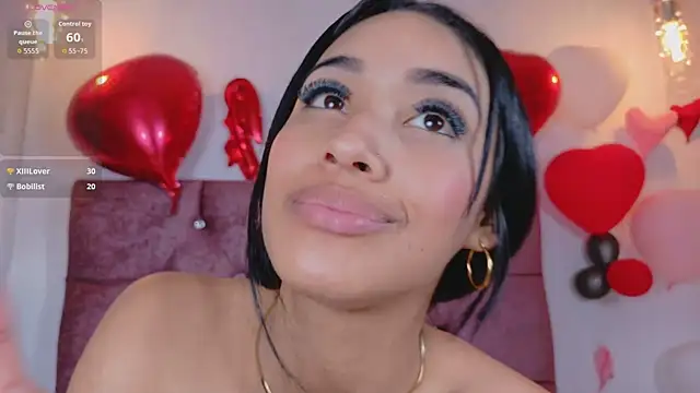 sophiacuttee Chat XXX in diretta