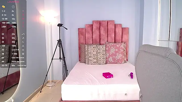 JeinnoveMontenegr0 라이브 XXX 채팅