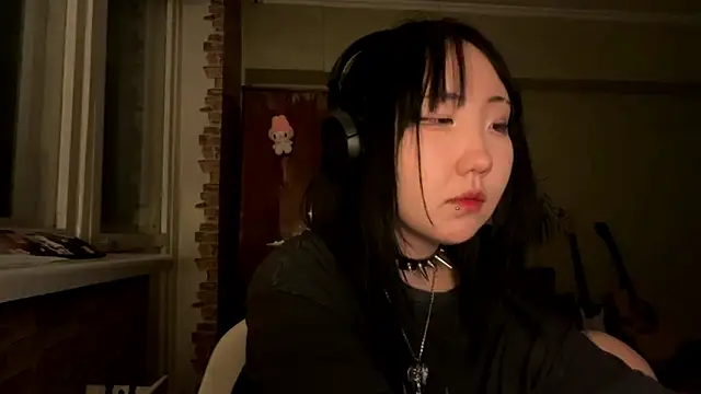 Yunananaa Live XXX-chat