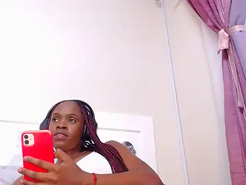 LuciousLips96 现场XXX聊天