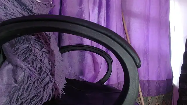 Lina23_ 现场XXX聊天