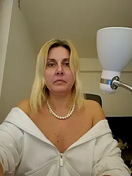 Amelia9798 Webcam show