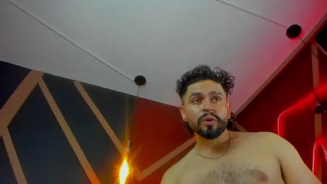 RashelANDCerverus élő XXX-chatje