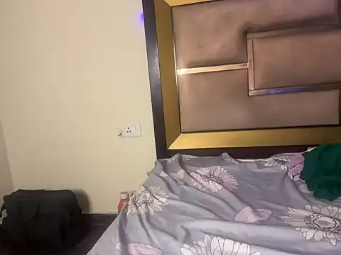 HersheykaurのライブXXXチャット