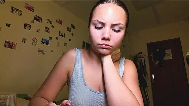 دردشة RebelLuna الجنسية المباشرة