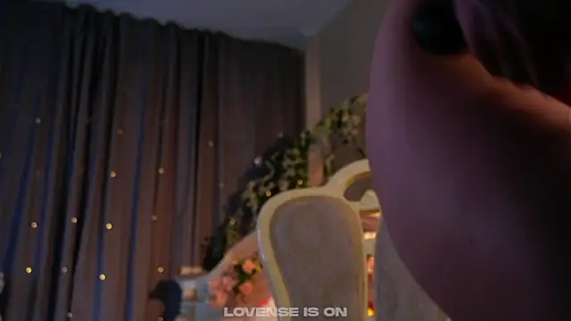 EdlinAlliston's Live XXX Chat