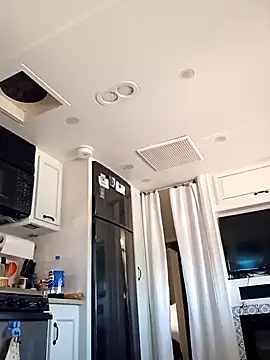 Pokazy przed kamerką – EZs_FuKRoOm