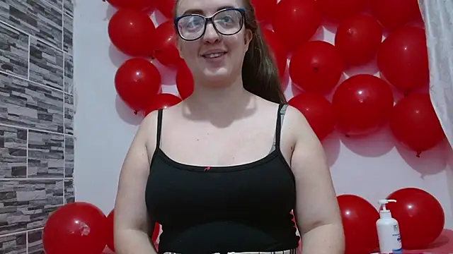 Venus_Santana élő XXX-chatje