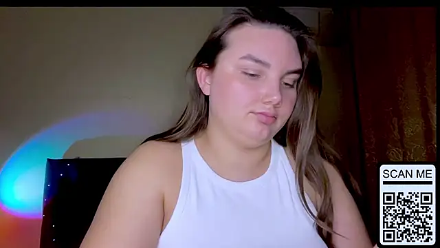 Dreamyblushfairy Adlı Modelin Canlı XXX Sohbeti