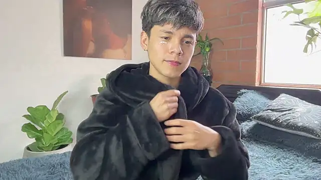 دردشة Andy_Belier23 الجنسية المباشرة