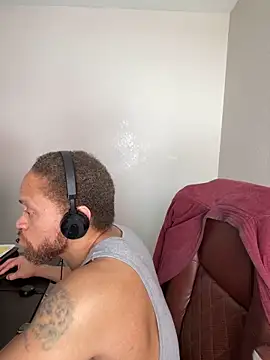 Fathero1time Live XXX-Chat