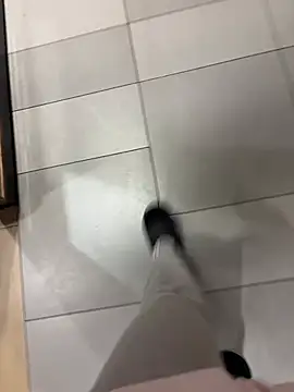 nanaisbackk Webcam Show