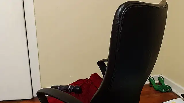 sexy_boobs97's Webcam Show