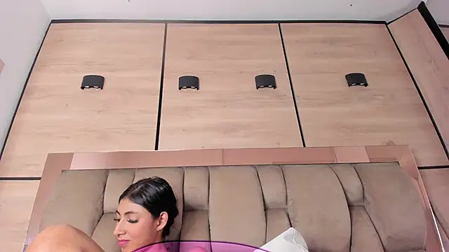 karol_lewiss Obrolan Langsung XXX