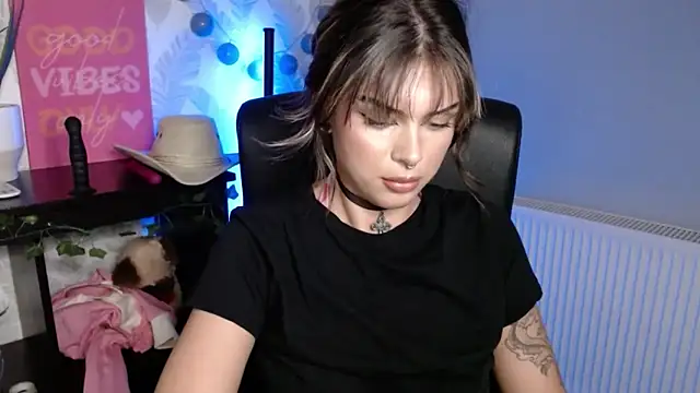 Онлайн чат XXX Nova_SIN