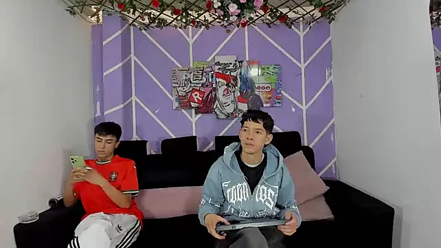 heyy_noah11 Chat XXX live