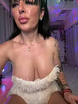 SofiaaMaria: онлайн-секс-чат