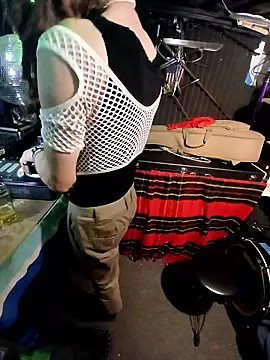 AllucyLu 网络视讯表演