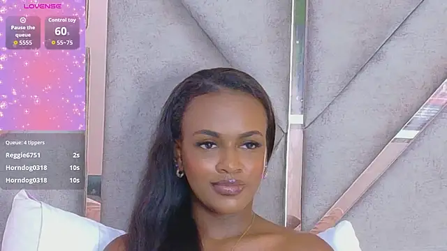 Sally-NoaのライブXXXチャット