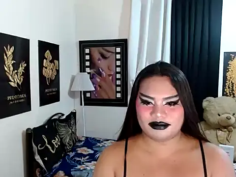 TSbrianaHugeCock Pertunjukan Webcam