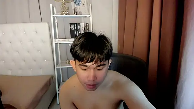 davincihugecock webkamerás műsora