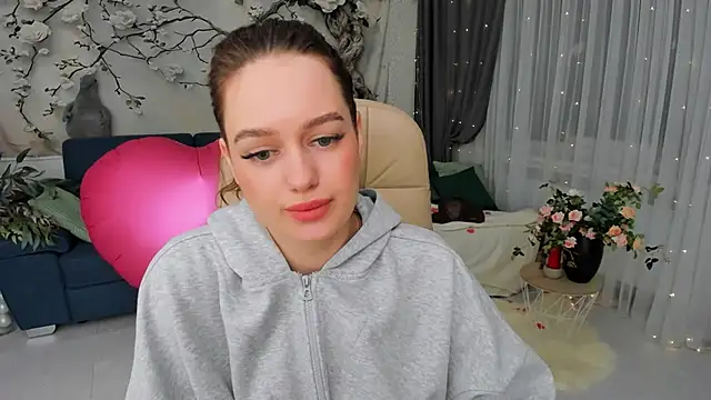 MiracleCurly Live XXX Chat