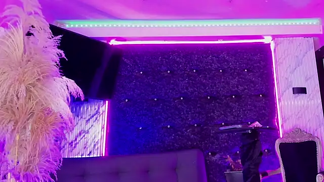 Show Webcam de Queens_Wonders_Blonders