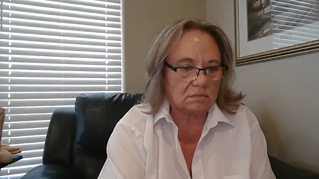 Вебкам-шоу BustyAnnie