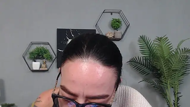 Chat +18 de IzabelllNoir ao vivo