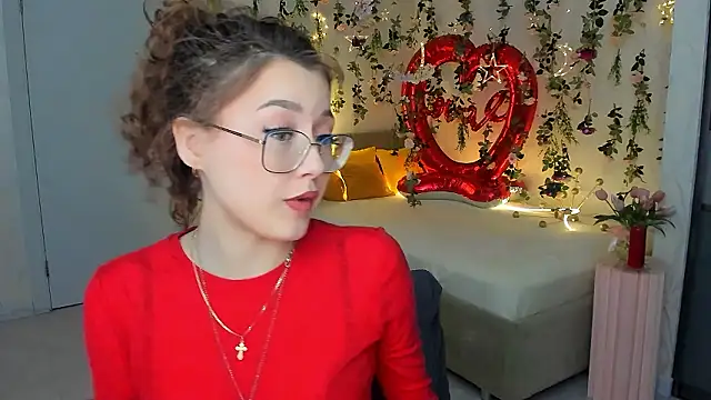 SereneFlame live XXX chat