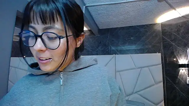 sophiaa_7 live XXX chat