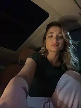 Chat +18 de Ivy_Bae ao vivo