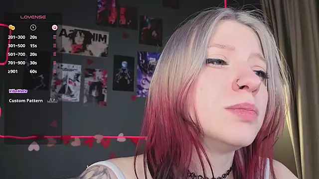 Chat +18 de arielabradberry ao vivo