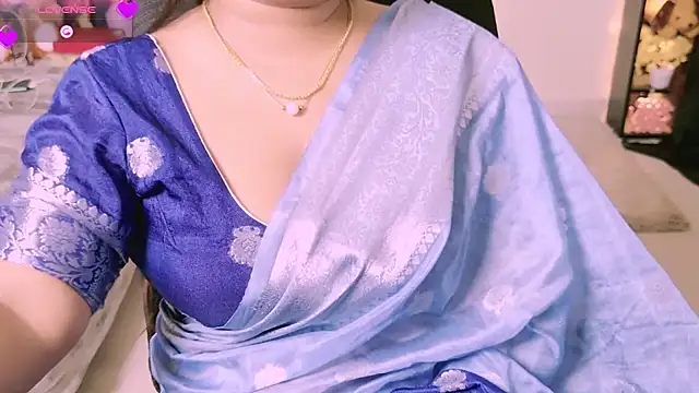 Khaleesiiii élő XXX-chatje