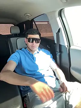 StrokingDaddy4 élő XXX-chatje