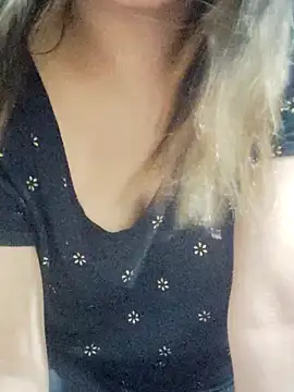 Tanha18 Chat XXX live