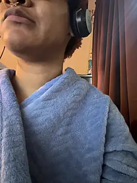 Chat +18 de nickytheehawtie ao vivo