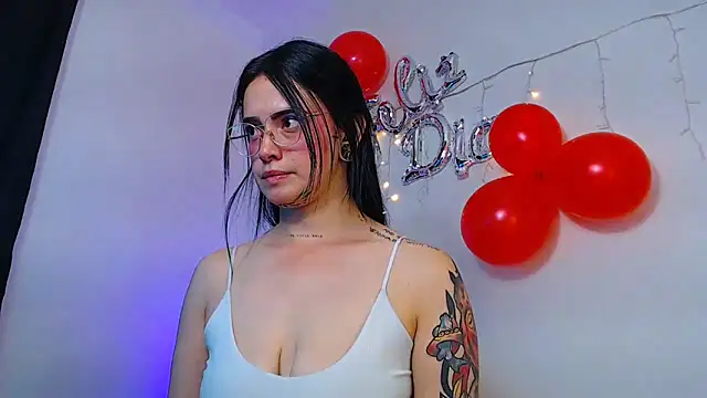 Isa_Maiden1's Live XXX Chat