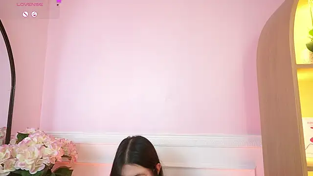 MilaCrave's Live XXX Chat